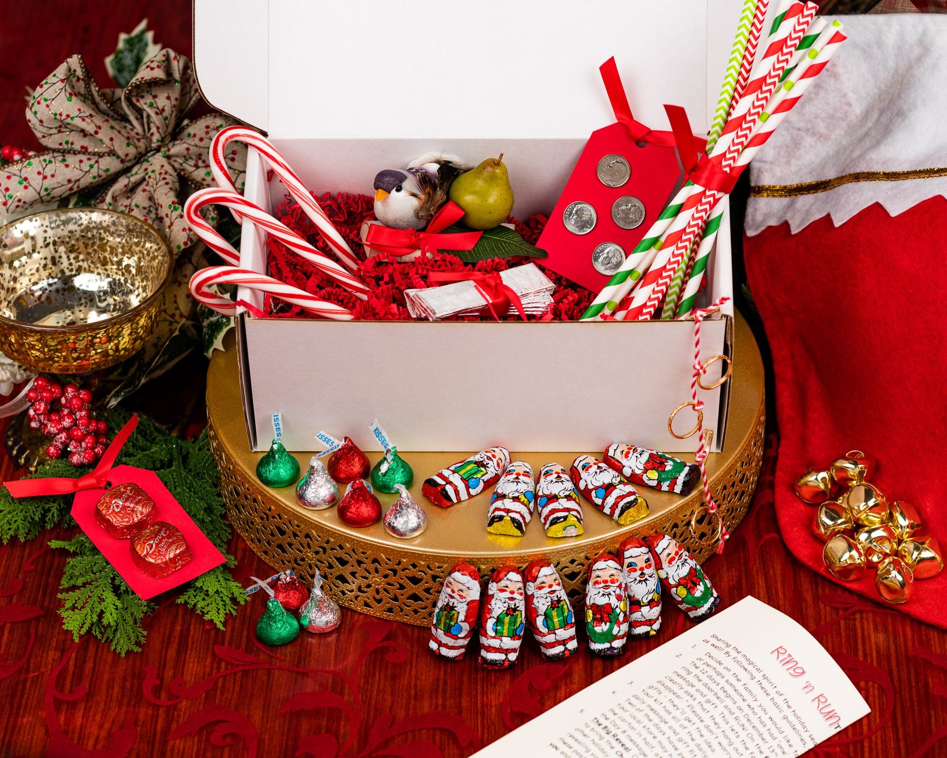 A Christmas State Of Mind: 12 Days of Christmas Gifts: Felton, Felicia,  Kitchen, Kenady: 9798989184002: Amazon.com: Books